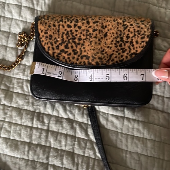 Small American Eagle Leopard Print Crossbody Bag - Picture 10 of 11